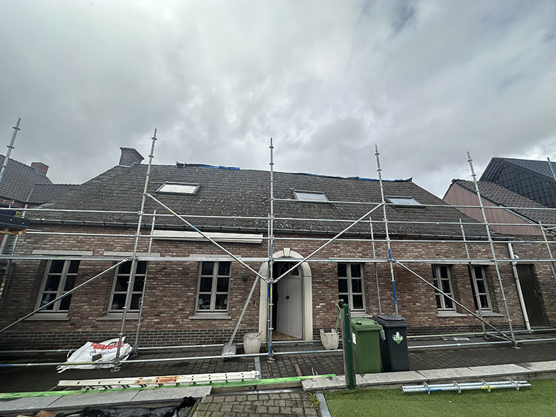 Project Image /images/projecten/dakconstructie-mere/2.jpg